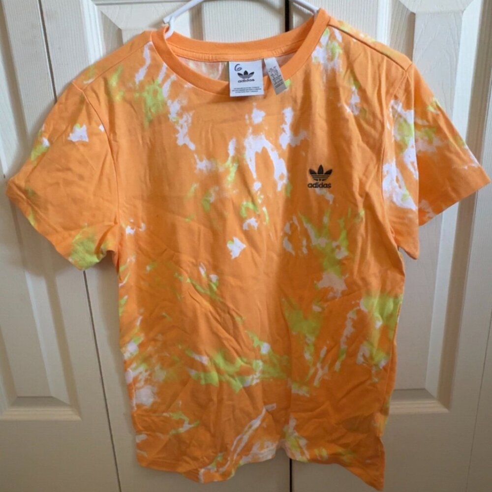 Adidas Boys YLG Orange and Yellow T Shirt.